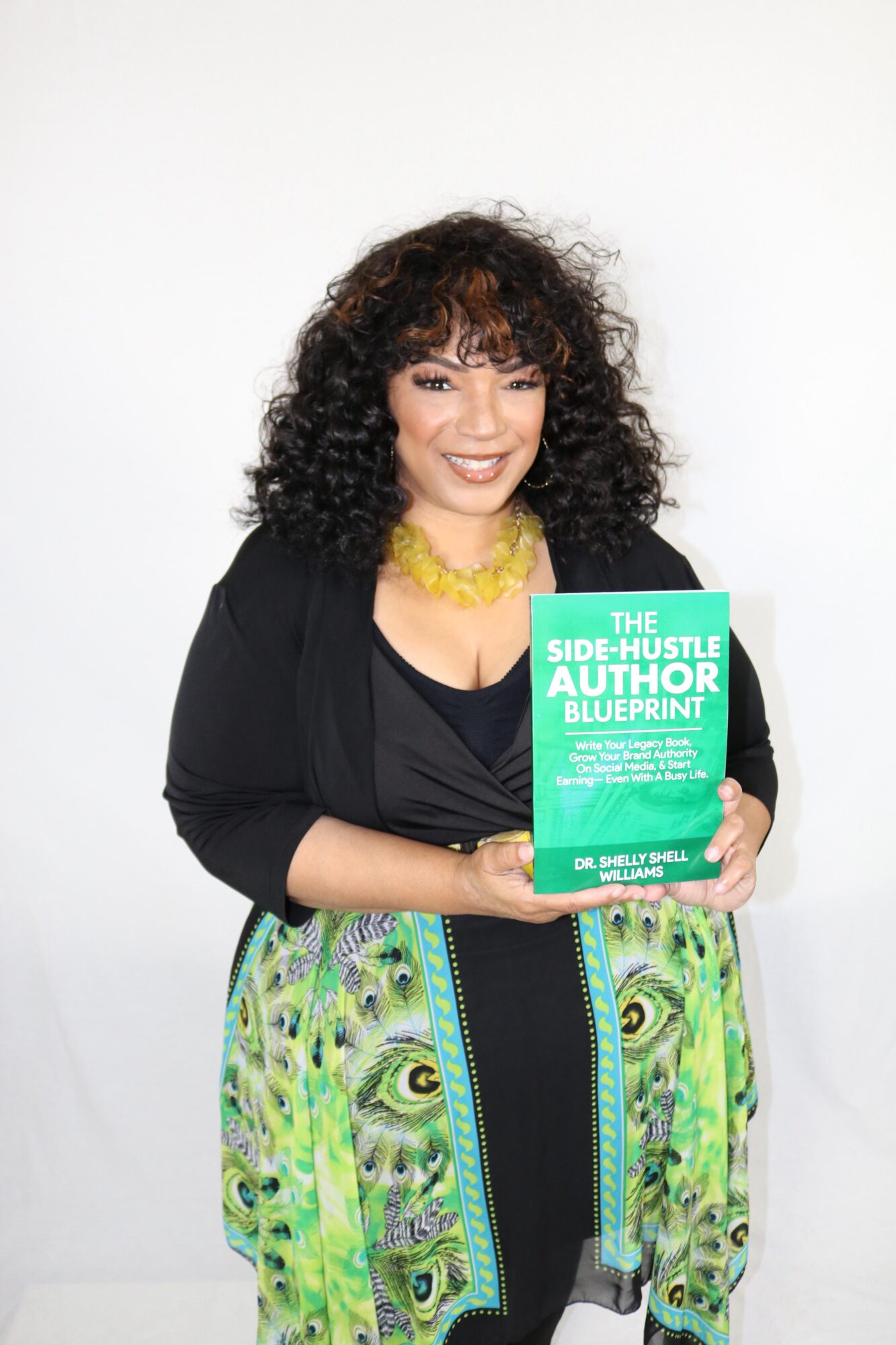 Shellie Rae Williams Ohio Hidden Gems: Meet Dr. Shelly Shell Williams of X-pressions – Voyage ...